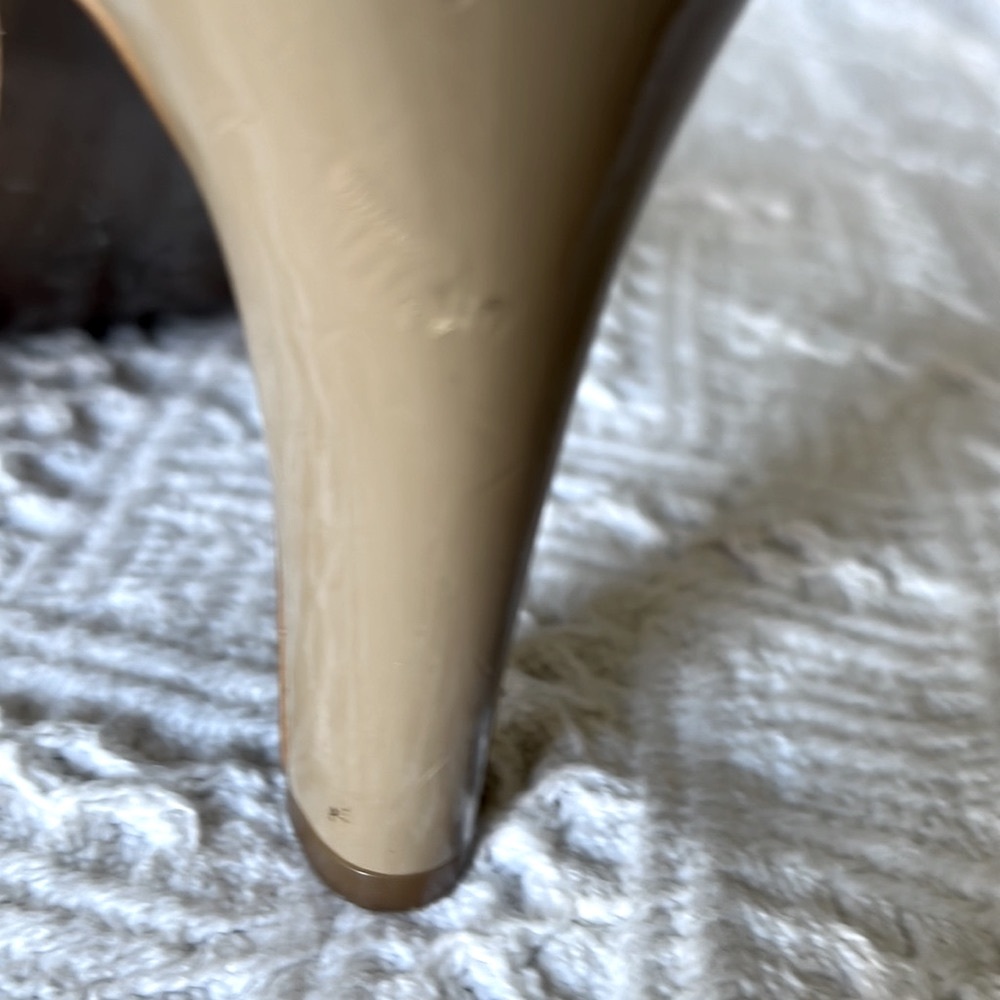 Tahari Carolyn Nude Slingback High Heels 7.5m - Picture 8 of 12